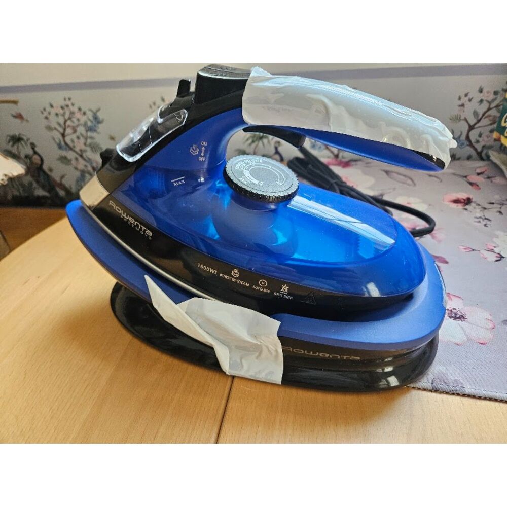 Rowenta Freemove Cordless Steam Iron